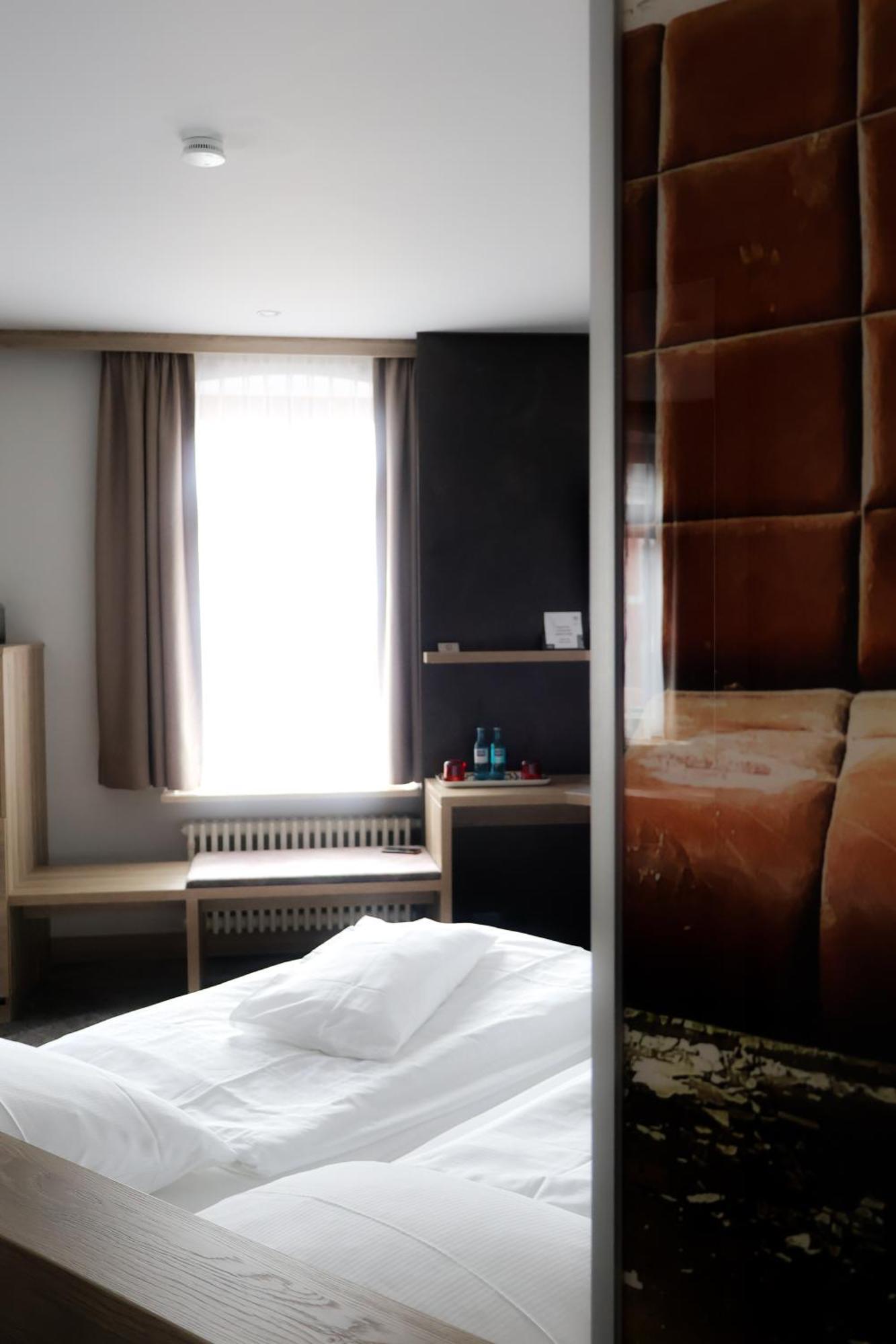 Alexxanders Hotel & Boardinghouse, Restaurant Chemnitz Szoba fotó